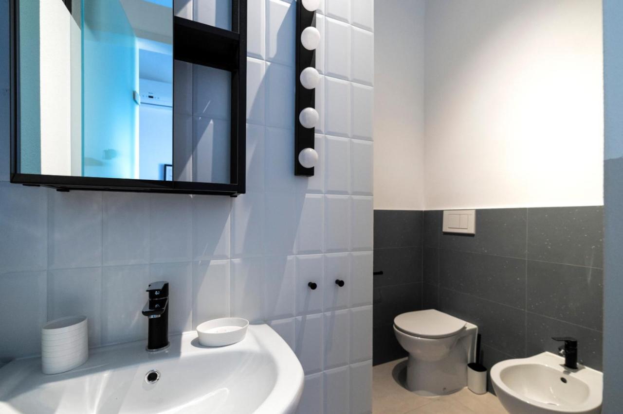 Naviglio Pavese Studio Apartment Milan Luaran gambar